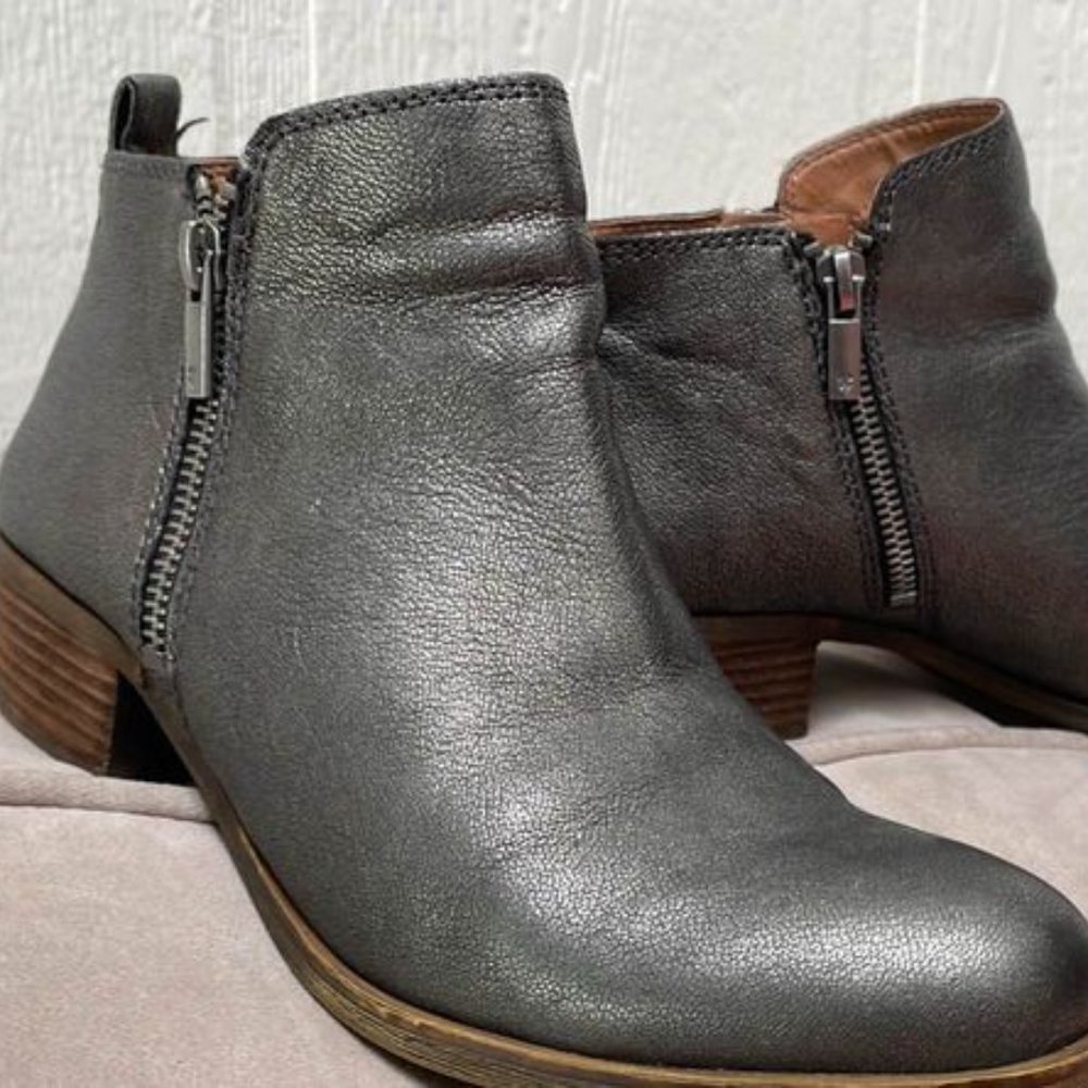 Lucky Brand Basel Bootie pewter EUC